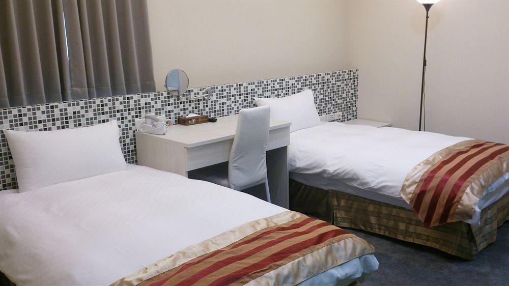 Shun-Yi Business Hotel Chiayi City Dış mekan fotoğraf