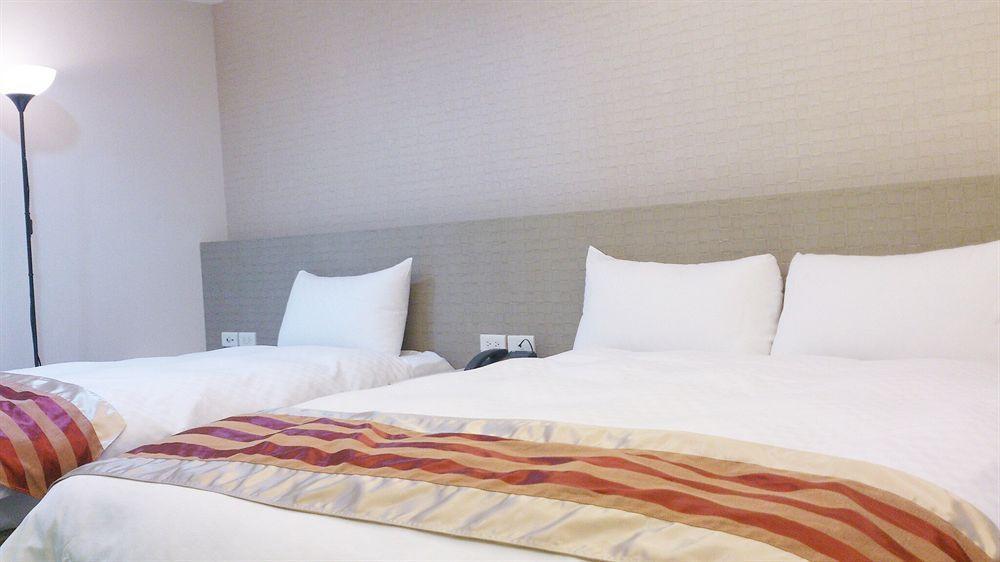Shun-Yi Business Hotel Chiayi City Dış mekan fotoğraf