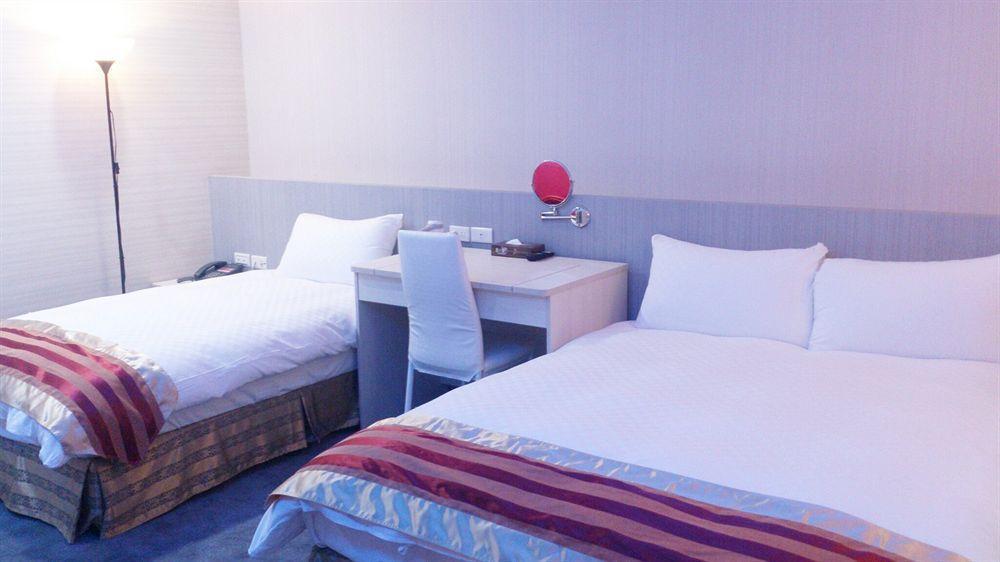 Shun-Yi Business Hotel Chiayi City Dış mekan fotoğraf
